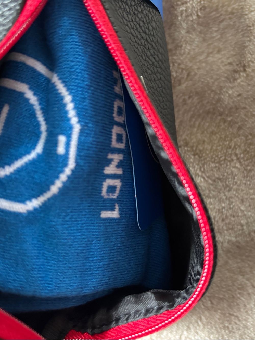 Tumi Amentity Kit for El Al Airline - Picture 6 of 8